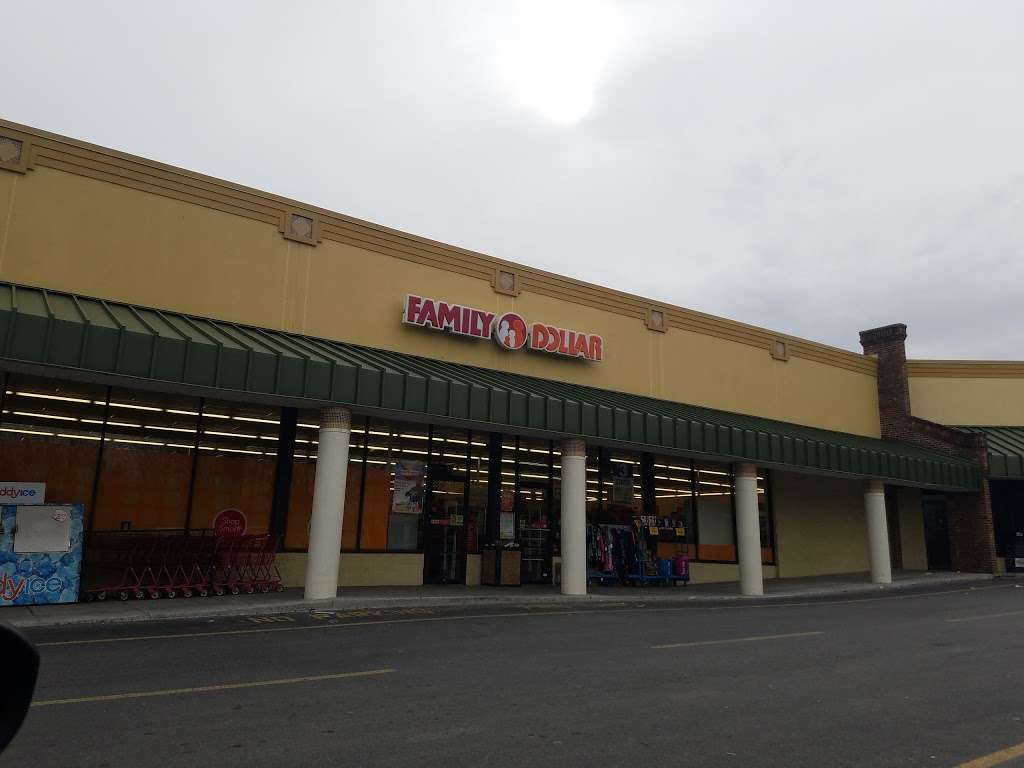 Family Dollar | 310 Remount Rd, Front Royal, VA 22630, USA | Phone: (540) 635-1684