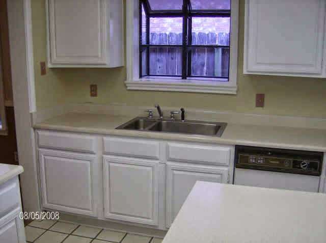 Kitchen And Bath refinishing | 1000 Jackson Keller Rd, San Antonio, TX 78213, USA | Phone: (210) 858-6207