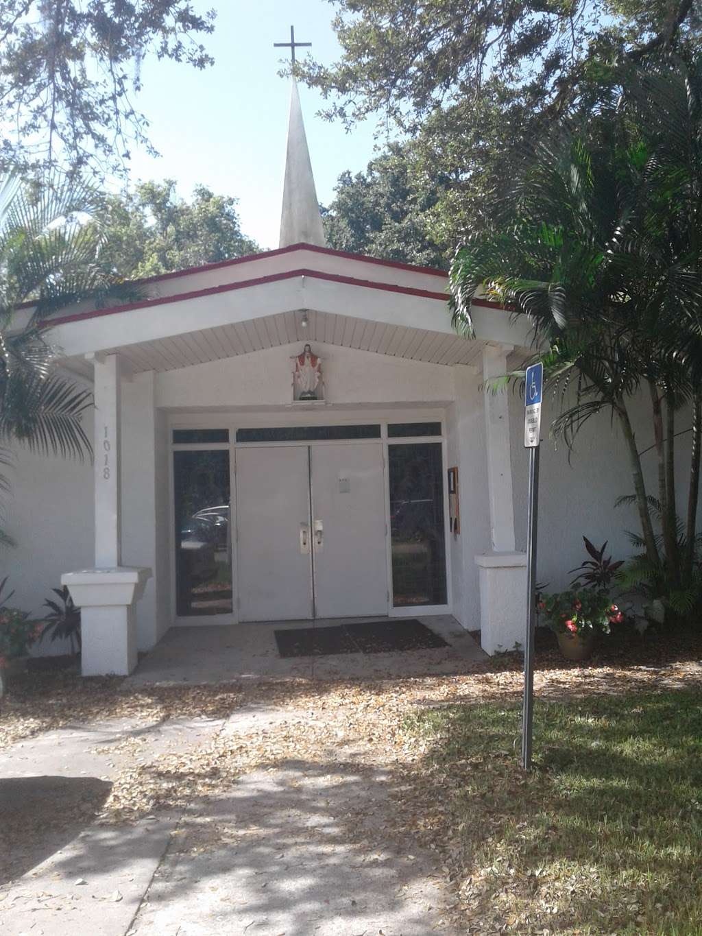 Sacred Heart Traditional Church | 1018 36th St, Orlando, FL 32805, USA | Phone: (407) 841-5878