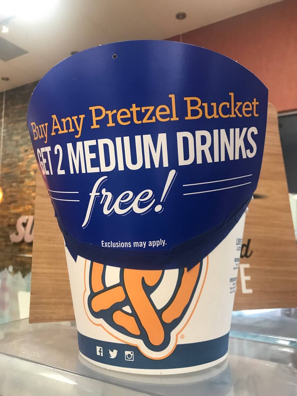 Auntie Annes Pretzels | 2448 Chesapeake Square Ring Rd, Chesapeake, VA 23321, USA | Phone: (757) 381-7775