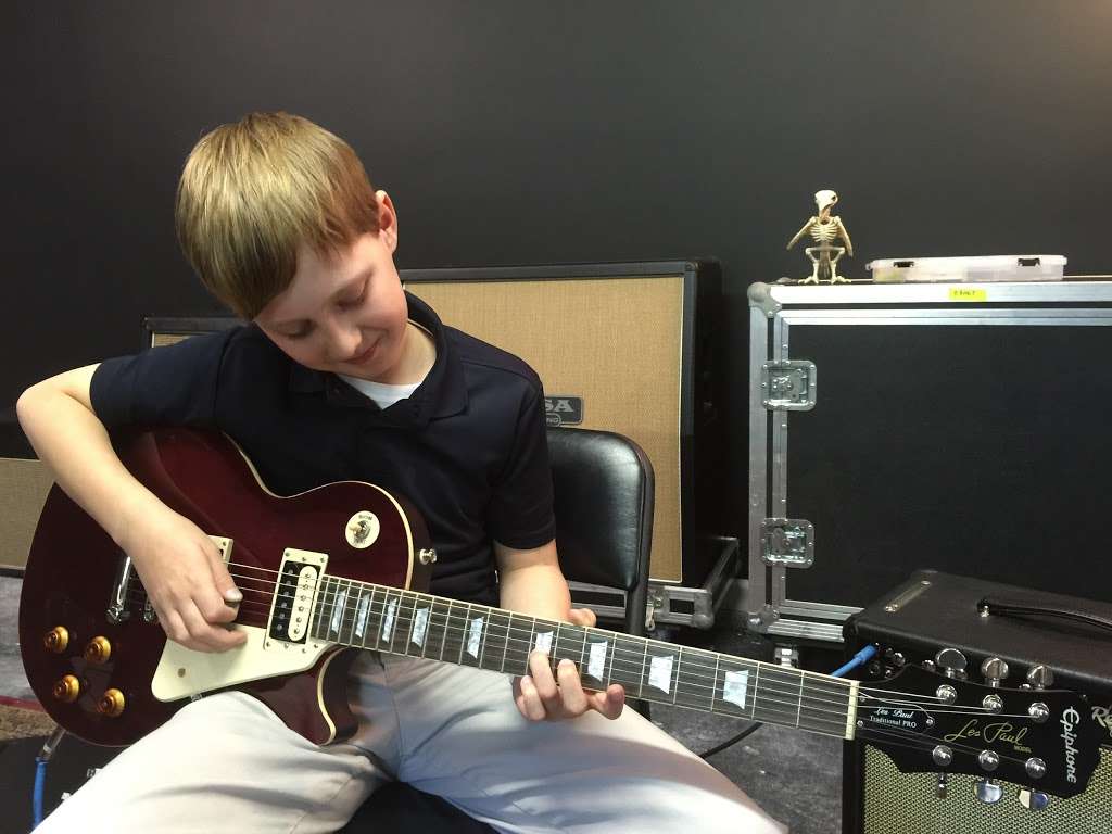Baltimore Guitar Lessons - Call For Free Trial Lesson | 4304 Camellia Rd, Nottingham, MD 21236, USA | Phone: (443) 226-9138