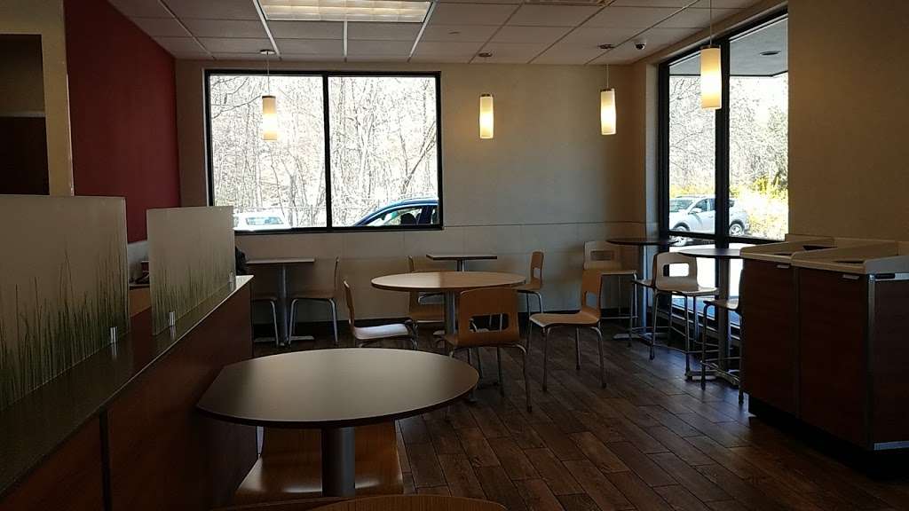 Wendys | 33 Saw Mill River Rd, Hawthorne, NY 10532 | Phone: (914) 347-7619