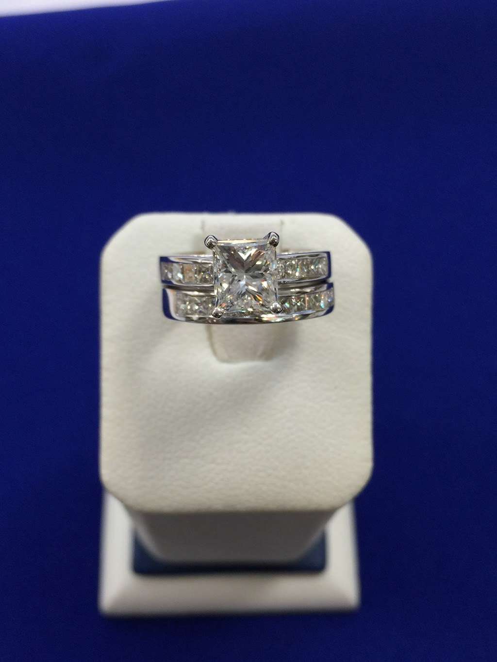 Bridal Diamond Palace Inc. | 550 S Hill St #575, Los Angeles, CA 90013, USA | Phone: (213) 623-5200