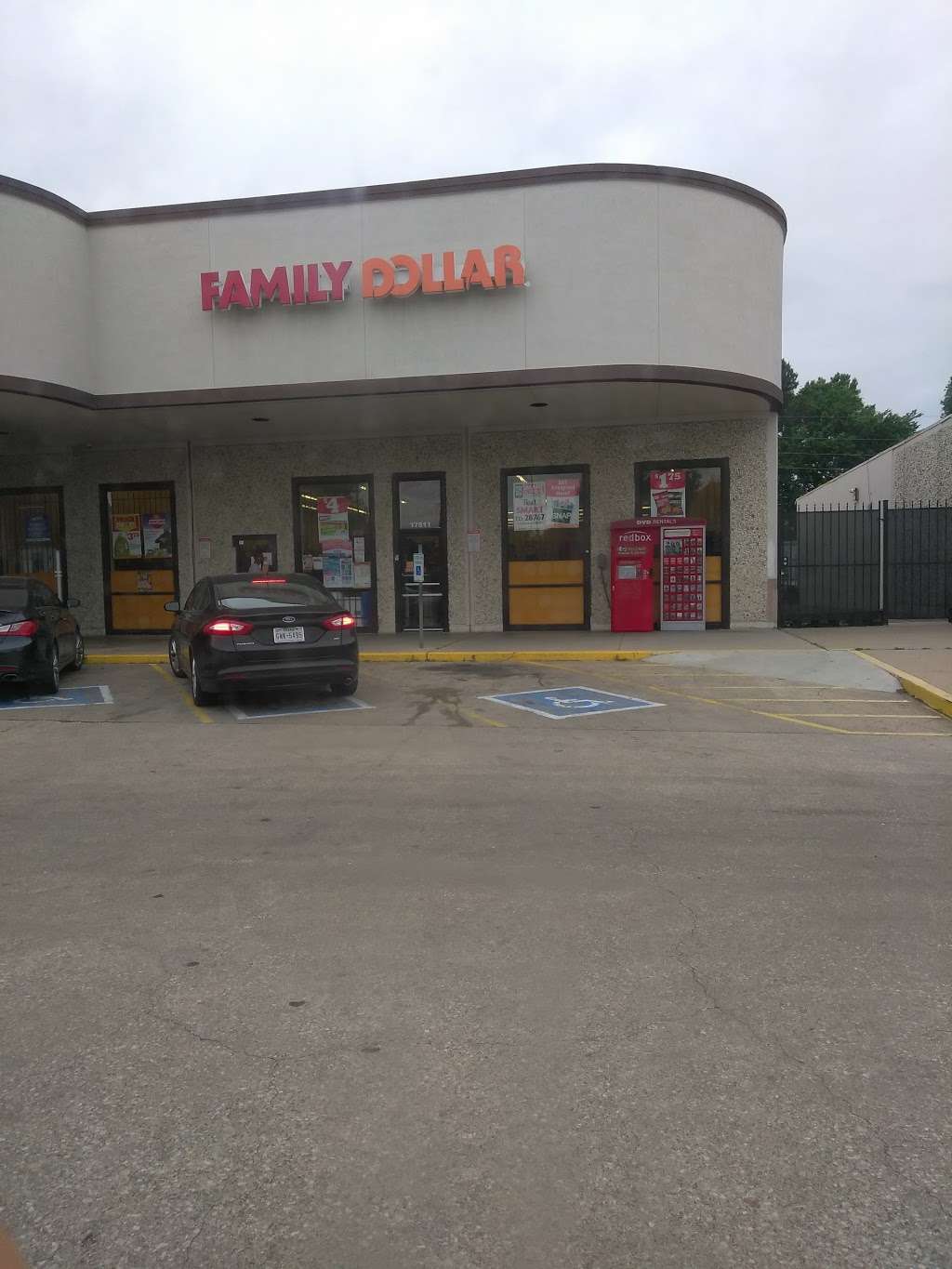 Family Dollar | 17511 Imperial Valley Dr, Houston, TX 77060 | Phone: (281) 876-0575