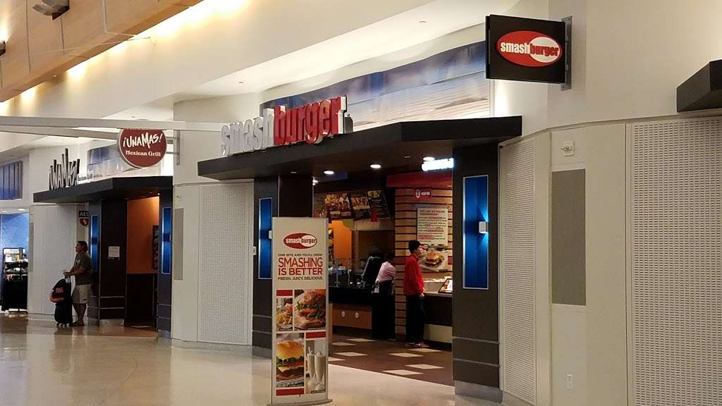 Smashburger | 1701 Airport Blvd Space Nc-10, San Jose, CA 95110, USA