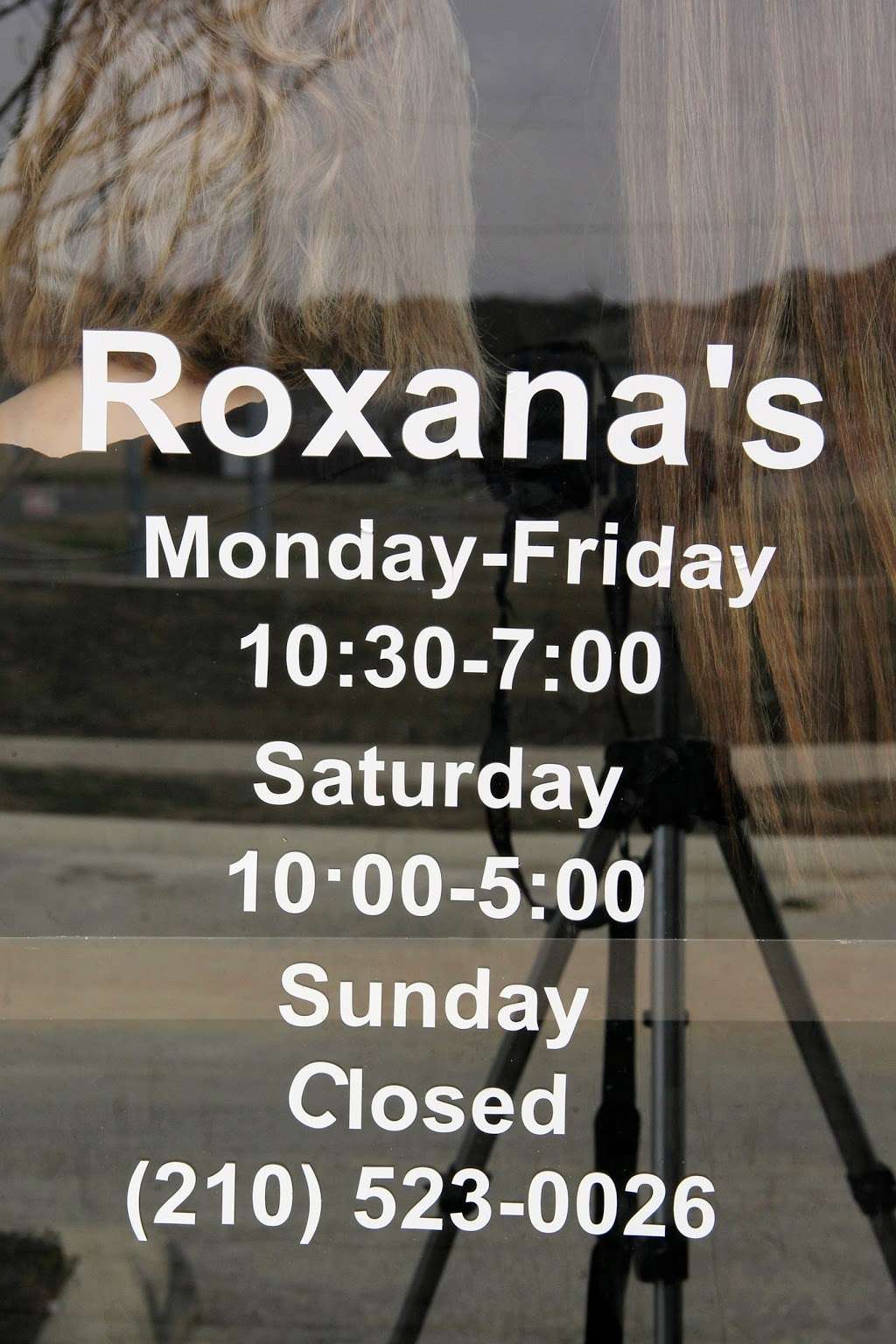 Roxanas | 6750 Tezel Rd, San Antonio, TX 78250, USA | Phone: (210) 523-0026