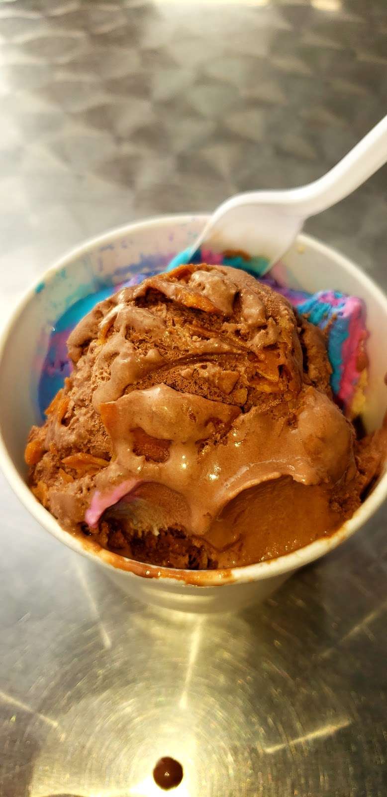 Cow-A-Bunga Ice Cream & Coffee | 10 Evergreen Ave Ste E, Imperial Beach, CA 91932, USA | Phone: (619) 628-0508