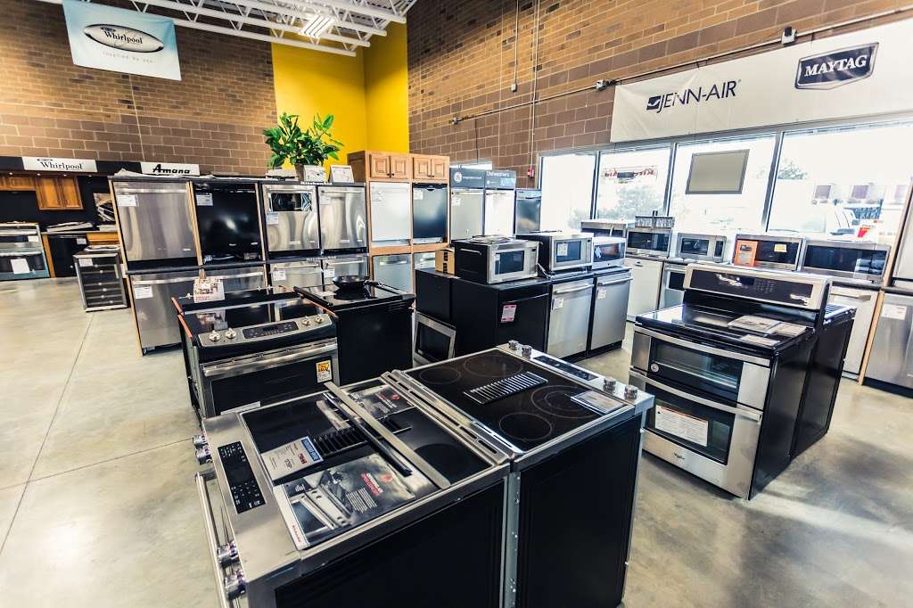 Alexander & Ray's TV & Appliance 1740 E Harold St, Olathe, KS 66061