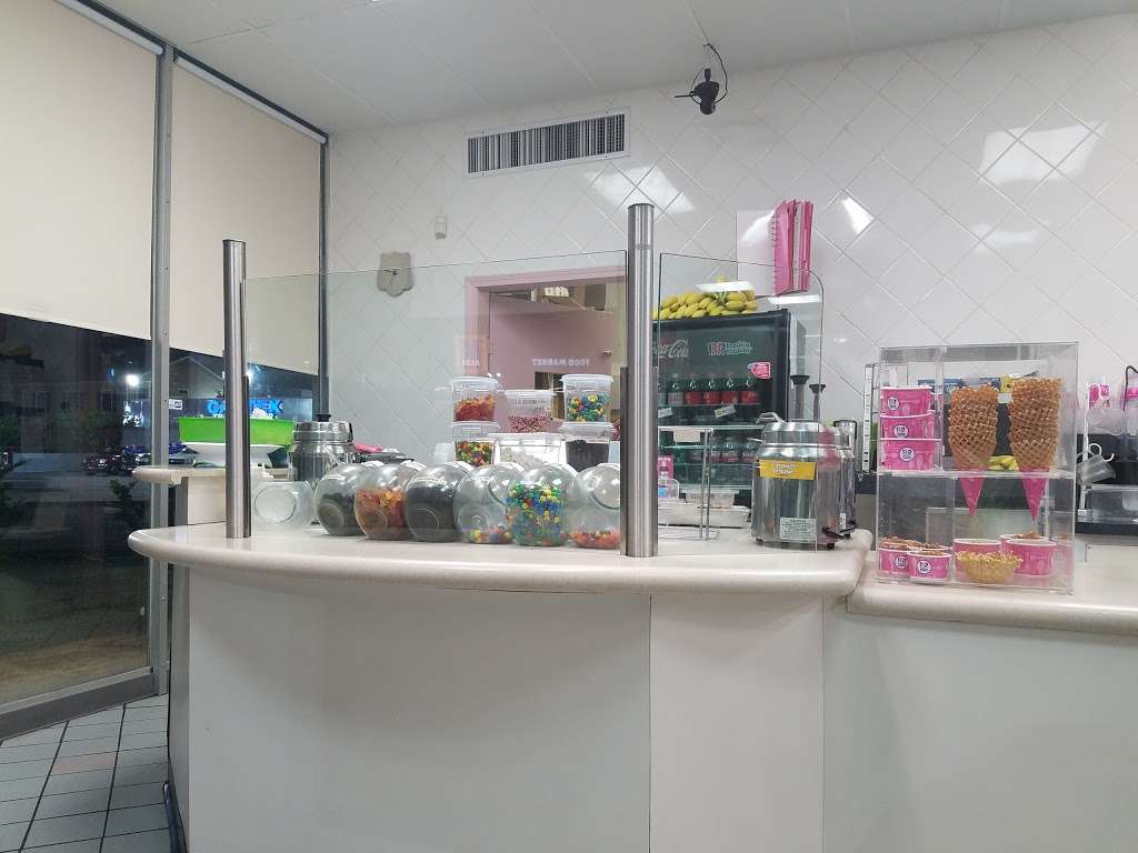 Baskin-Robbins | 6755 Bissonnet St, Houston, TX 77074, USA | Phone: (713) 271-2650