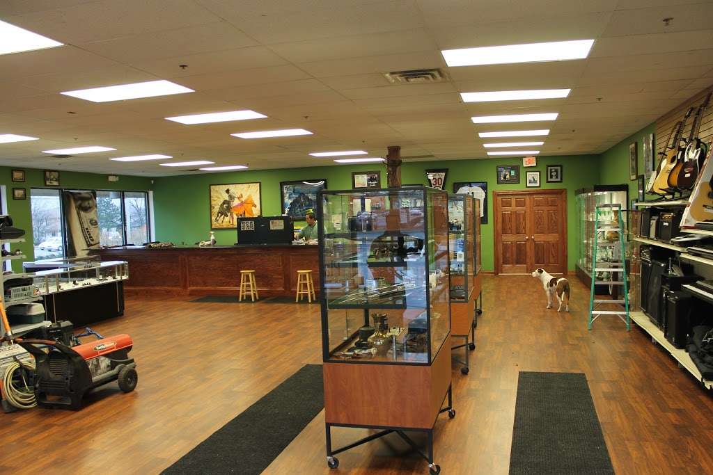 Fast Cash and Pawn Carpentersville | 2329 Randall Rd, Carpentersville, IL 60110, USA | Phone: (847) 551-5418