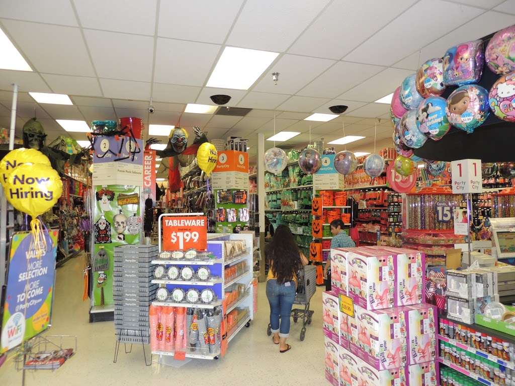 Party City | 418 N Euclid St, Anaheim, CA 92801, USA | Phone: (714) 491-4800