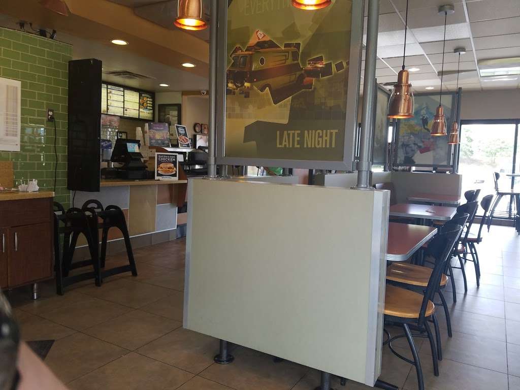 Jack in the Box | 400 S Interstate Highway, 45, Ferris, TX 75125 | Phone: (972) 544-2375