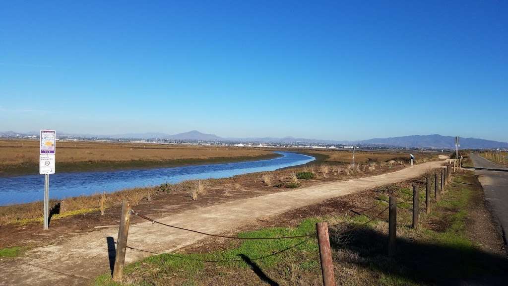 San Diego Bay National Wildlife Refuge | 6010 Hidden Valley Rd, Chula Vista, CA 91910, USA | Phone: (619) 476-9150