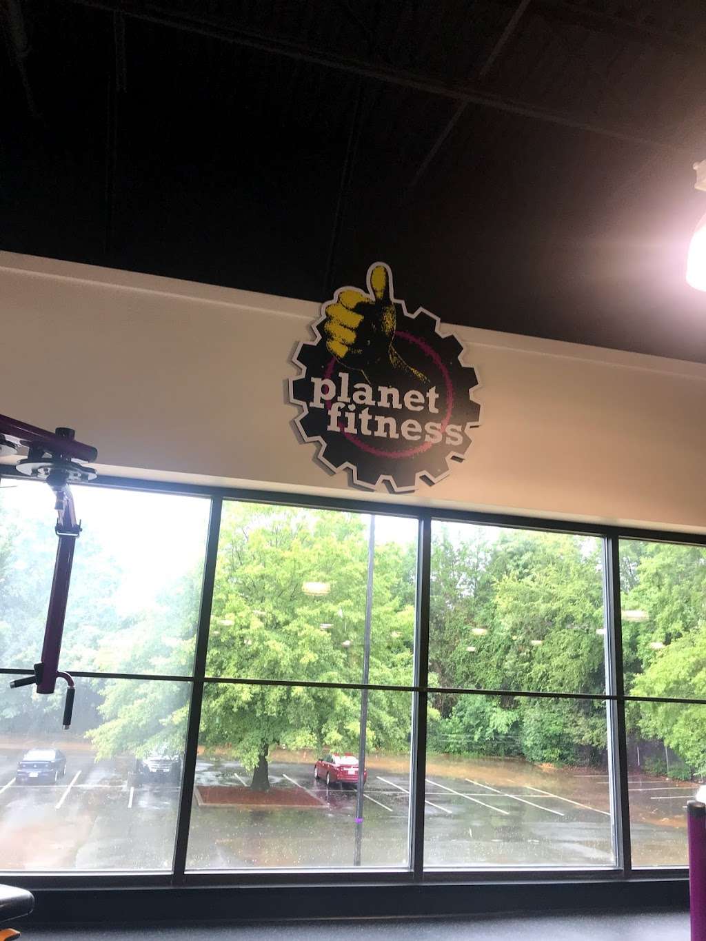 Planet Fitness | 5404 Central Ave, Charlotte, NC 28212 | Phone: (980) 236-9987