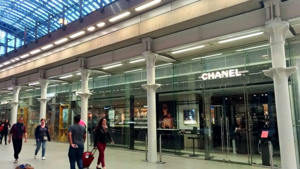 CHANEL | 37D, St Pancras International Station, Kings Cross, London N1C 4QL, UK | Phone: 020 3479 8958