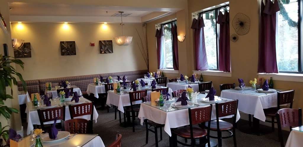 Royal Orchid | 303 Haverhill St B, Rowley, MA 01969, USA | Phone: (978) 948-3676