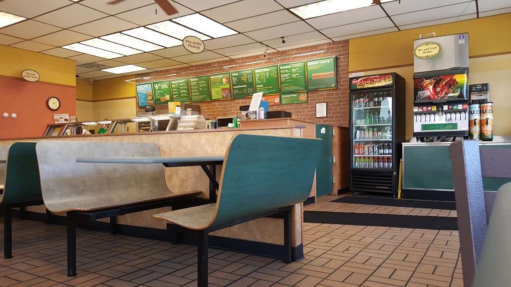 Subway | 360 S Division St, Harvard, IL 60033, USA | Phone: (815) 943-7298