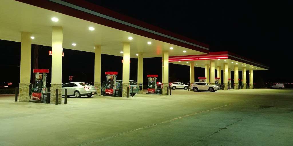 RaceTrac | 1600 S John Young Pkwy, Kissimmee, FL 34741 | Phone: (407) 933-3700