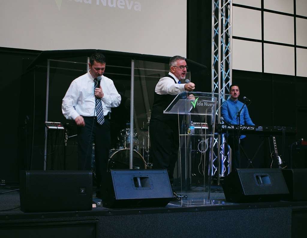 Ministerio Vida Nueva | 12601 NW 115th Ave #A112, Medley, FL 33178, USA | Phone: (305) 698-2111