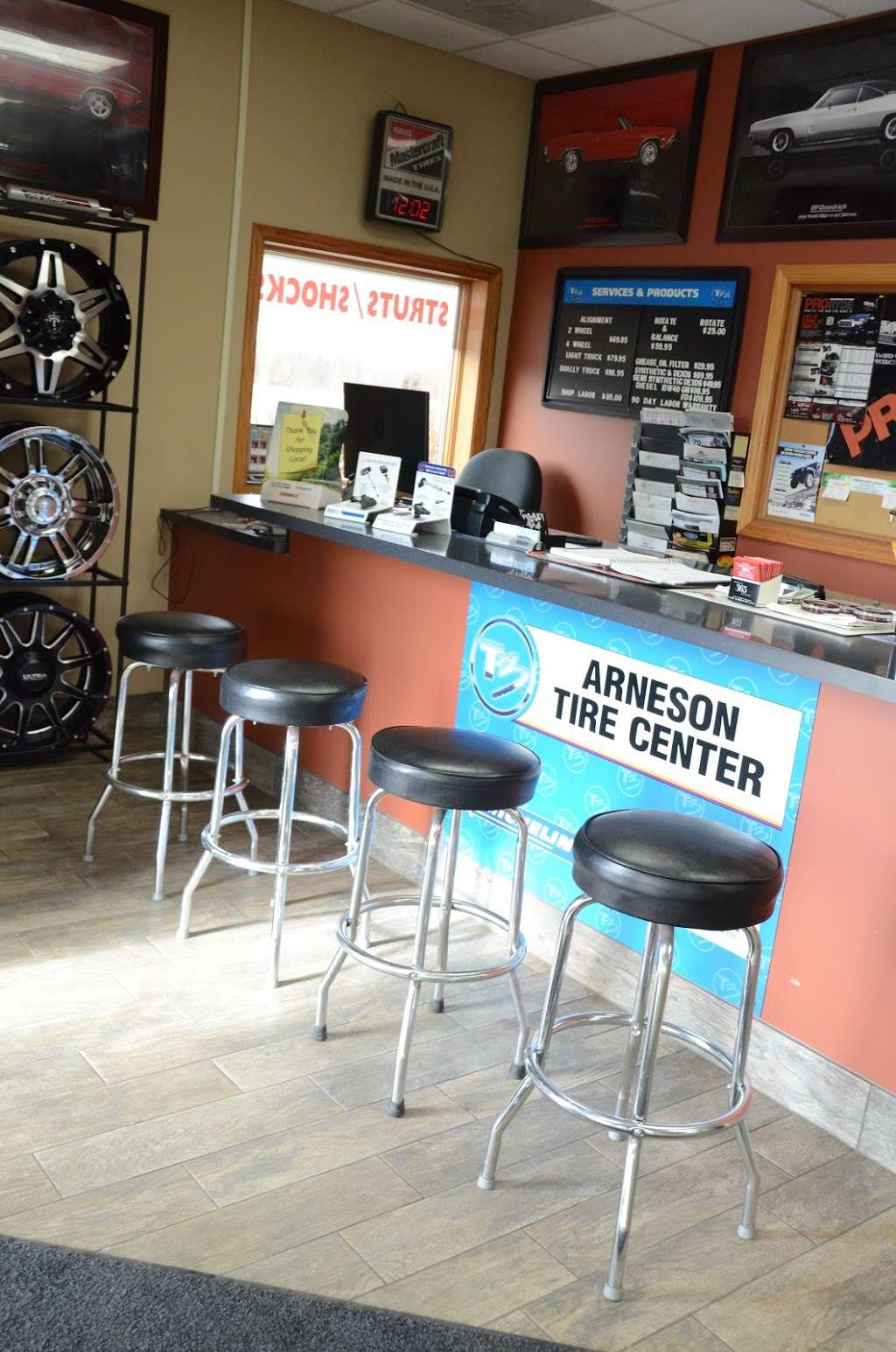 Arneson Tire & Service | 100 Gletty Rd, Sandwich, IL 60548, USA | Phone: (815) 786-7670