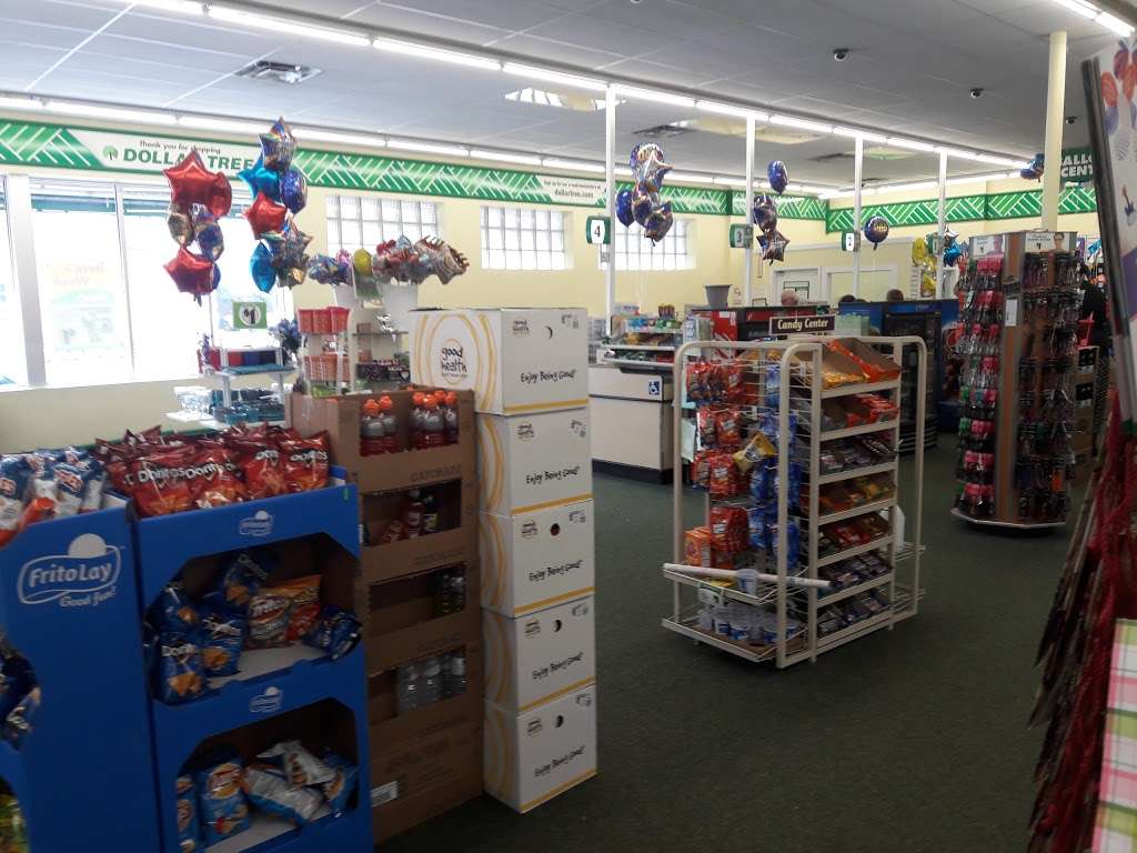 Dollar Tree | 1610 Edgewater Dr, Orlando, FL 32804, USA | Phone: (407) 426-1215