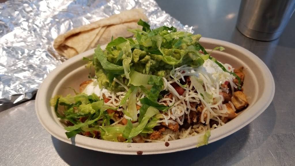 Chipotle Mexican Grill | 1617 Pleasonton Rd Ste G-107, Fort Bliss, TX 79906 | Phone: (915) 566-0774