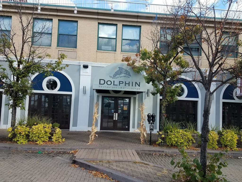 Dolphin Restaurant | 1 Van Der Donck St, Yonkers, NY 10701, USA | Phone: (914) 751-8170