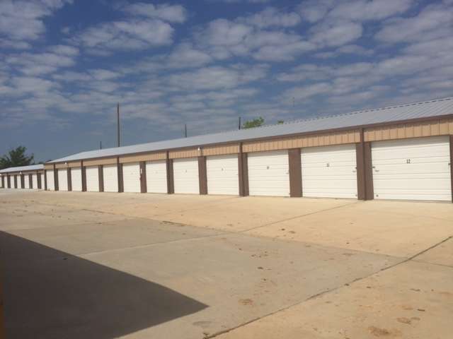 Bayshore Storage | 207 27th St, San Leon, TX 77539, USA | Phone: (832) 284-2460