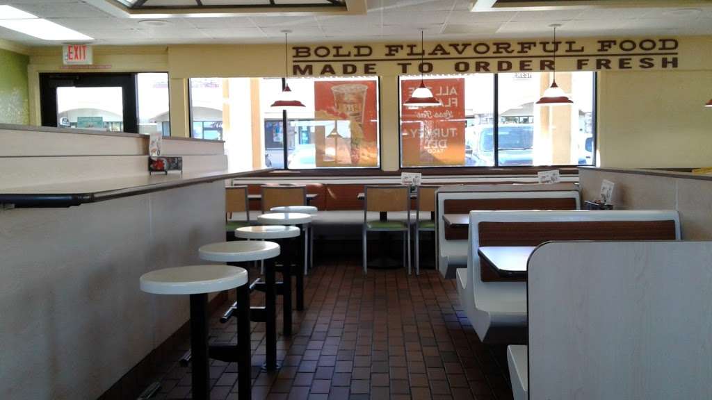 Del Taco | 12625 Frederick St, Moreno Valley, CA 92553, USA | Phone: (951) 653-4911