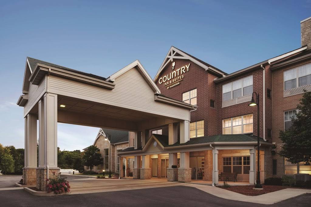 Country Inn & Suites by Radisson, Madison Southwest, WI | 6275 Nesbitt Rd, Madison, WI 53719, USA | Phone: (608) 270-1900