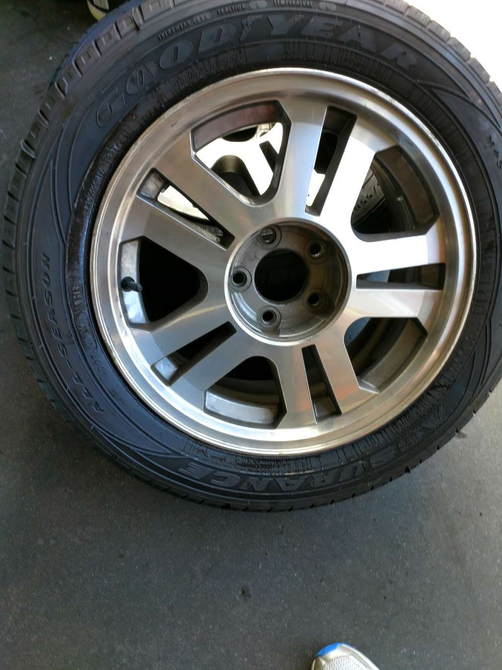 Bellflower Tire And Auto Repair | 17655 Clark Ave, Bellflower, CA 90706, USA | Phone: (562) 925-9979