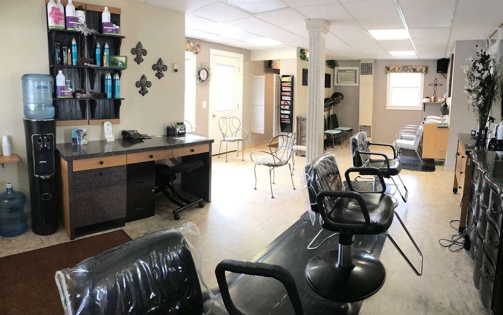 Reflections Hair Salon | 1372 Mendon Rd, Cumberland, RI 02864, USA | Phone: (401) 333-9293