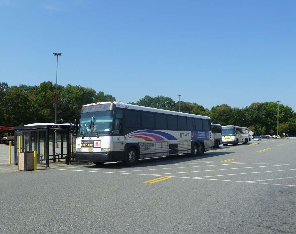 Willowbrook Park & Ride | Willowbrook Blvd, Wayne, NJ 07470, USA