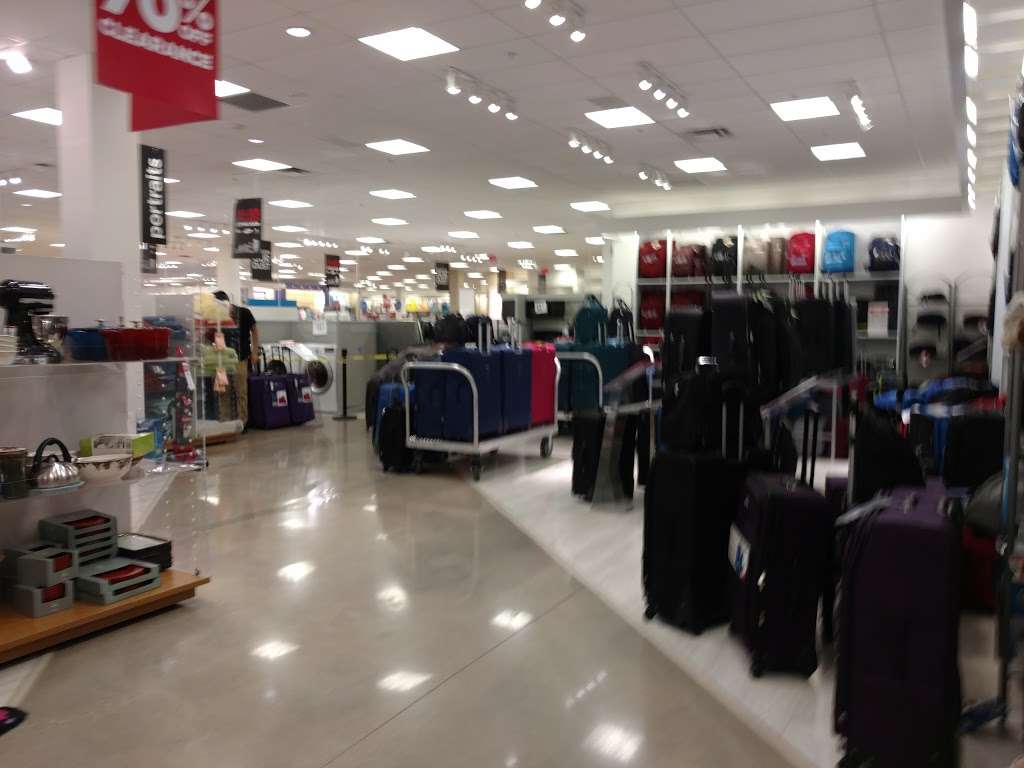 JCPenney | 1100 Ogden Ave, Montgomery, IL 60538 | Phone: (630) 851-5019