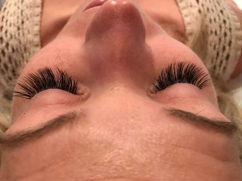 T Lash Studio - Eyelash Extensions Training Studio, Eyelash Exte | 1801 S Dairy Ashford Rd, Houston, TX 77077 | Phone: (713) 401-1779