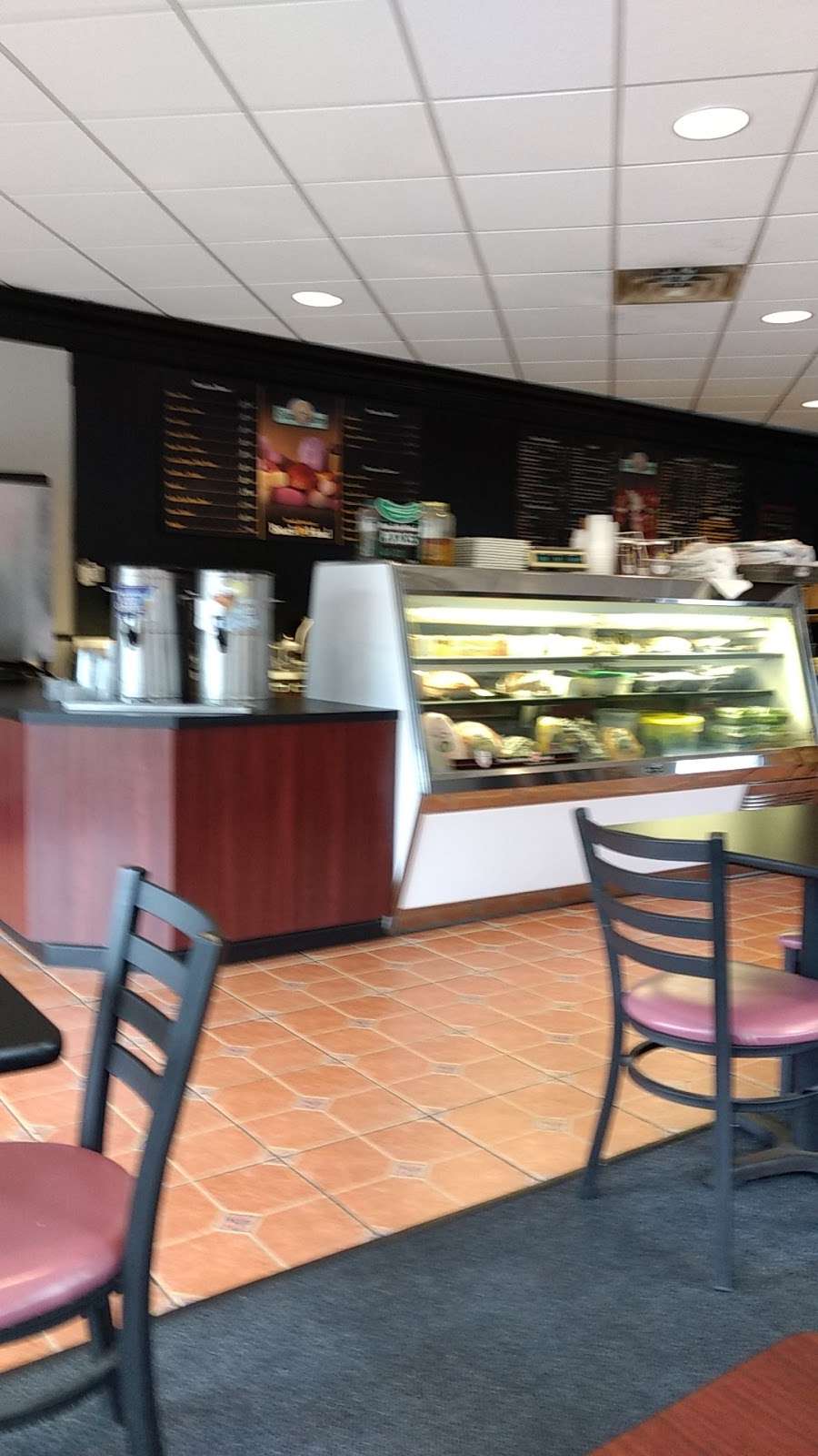 Bagel Bistro | 498 Monmouth Rd, Millstone, NJ 08510, USA | Phone: (609) 223-2519