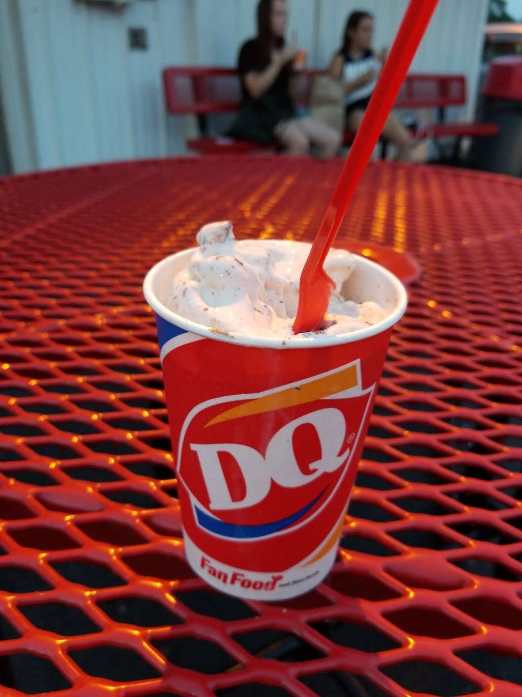 Dairy Queen Store | 211 E St Charles Rd, Villa Park, IL 60181, USA | Phone: (630) 832-2010