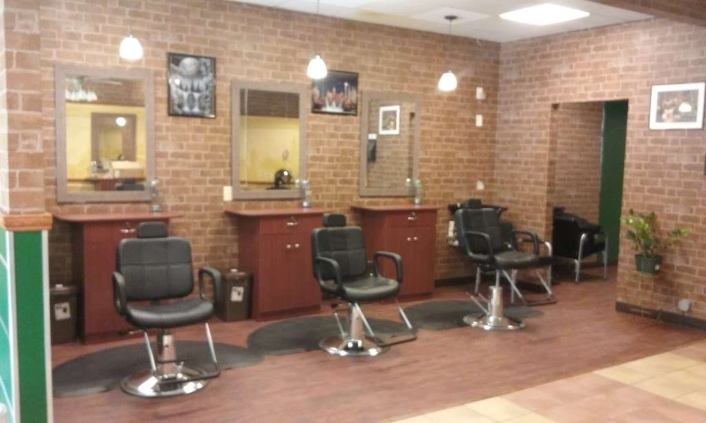 Many Stylez Barber & Beauty Salon | 22B Juliustown Rd, Browns Mills, NJ 08015 | Phone: (609) 248-5825