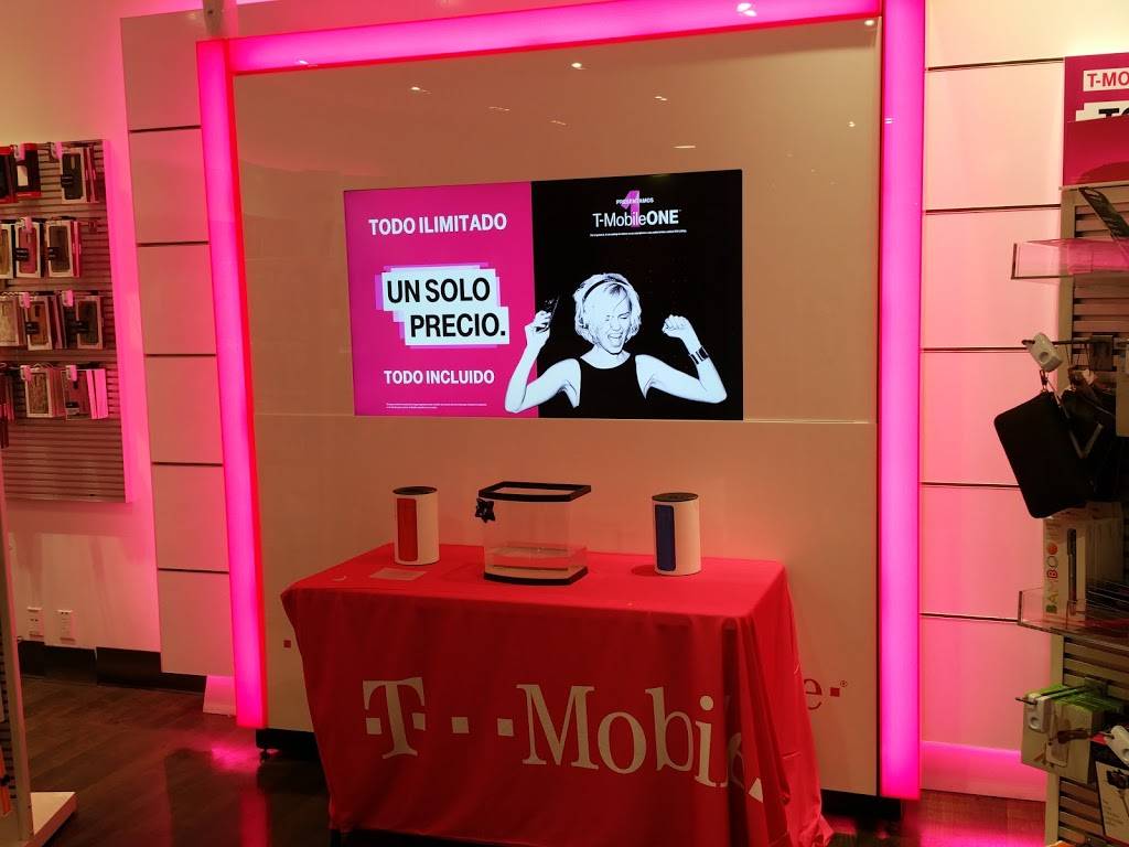 T-Mobile | 14200 SW 8th St #110, Miami, FL 33184, USA | Phone: (305) 226-8647