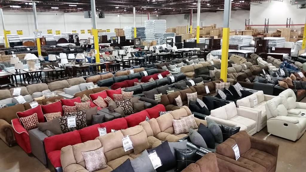 American Freight Furniture and Mattress | 717 Prior Ave N, St Paul, MN 55104, USA | Phone: (651) 633-2111