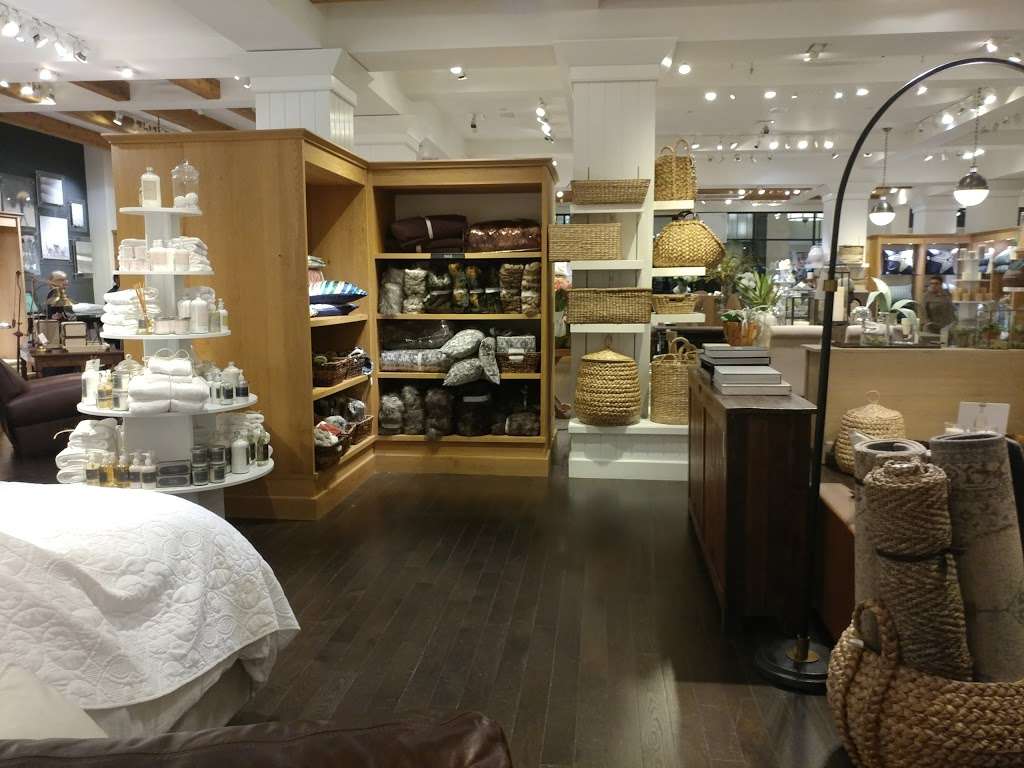 Pottery Barn | 568 W Hillcrest Dr Ste P10-12, Thousand Oaks, CA 91360, USA | Phone: (805) 373-6501