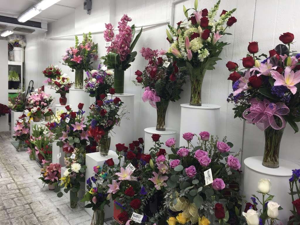 Allens Flower Market | 4313 Fountain Ave, Los Angeles, CA 90029 | Phone: (323) 378-3335