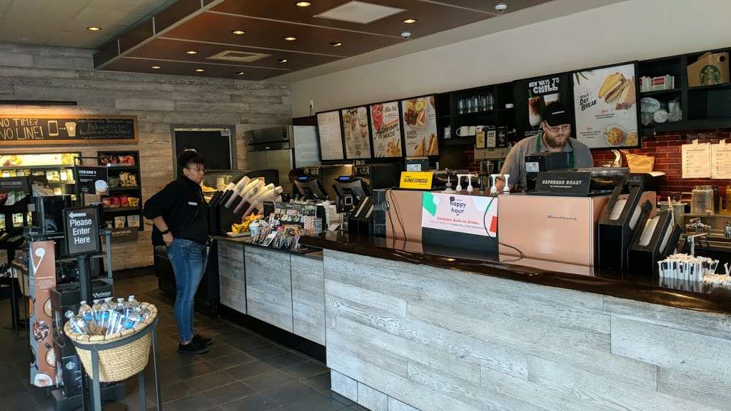 Starbucks | 2447 Prince William Pkwy, Woodbridge, VA 22192, USA | Phone: (703) 490-8747