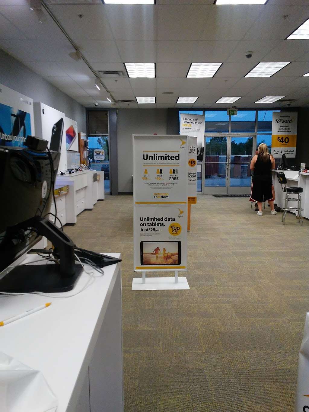 Sprint Store | 4550 W 121St Ave, Suite A1, Broomfield, CO 80020 | Phone: (303) 438-8585