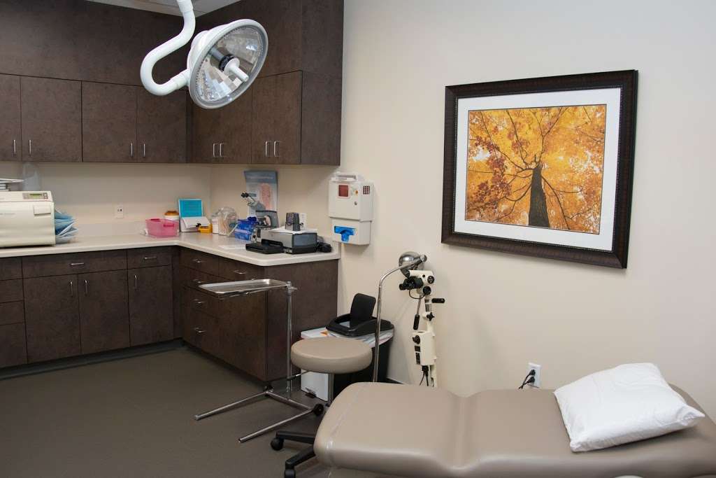 Saint Lukes Primary Care–Blue Valley | 5405 151st St, Leawood, KS 66224 | Phone: (913) 323-8830