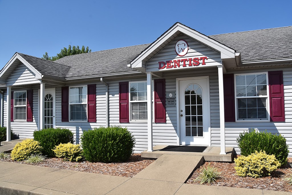 Smith Family Dentistry | 1417 Market St, Charlestown, IN 47111 | Phone: (812) 256-2143