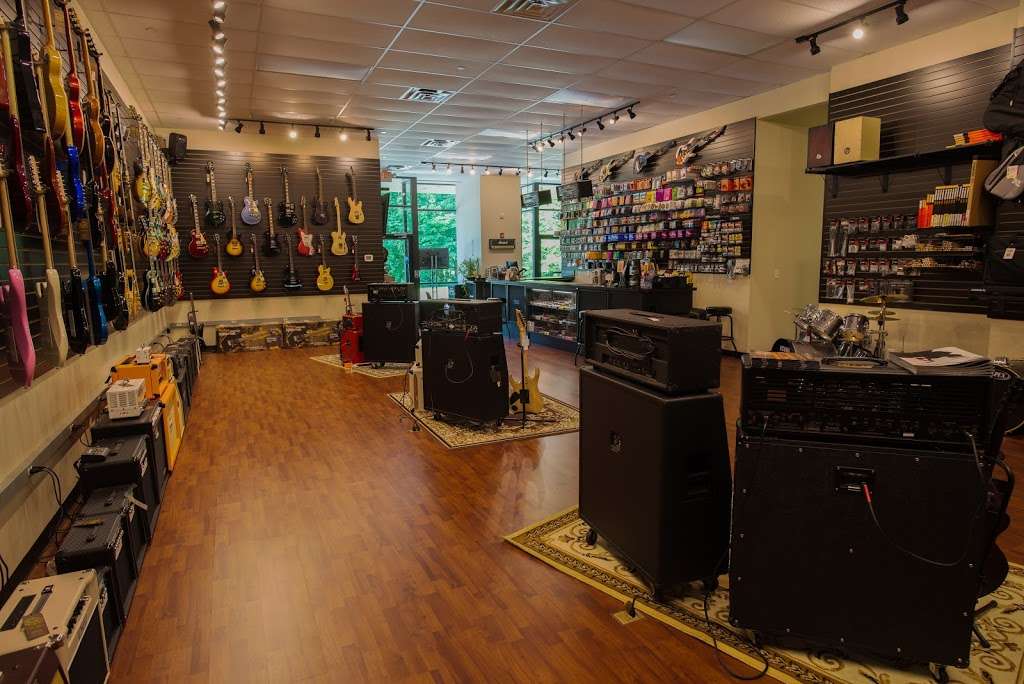 Beau Monde Guitars | 285 Livingston St, Northvale, NJ 07647, USA | Phone: (201) 660-7844