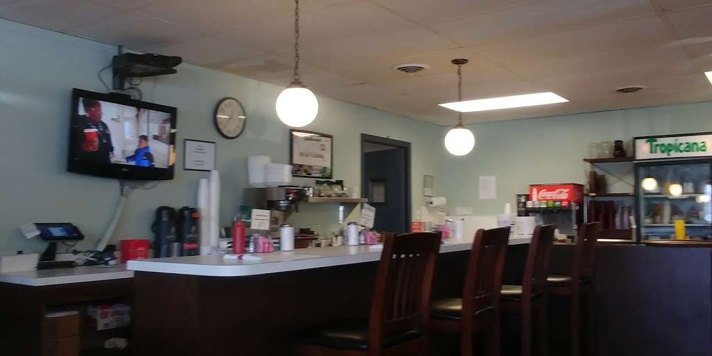 The Brookwood Cafe | 3133 Quakerbridge Rd, Hamilton Township, NJ 08619, USA | Phone: (609) 890-2120
