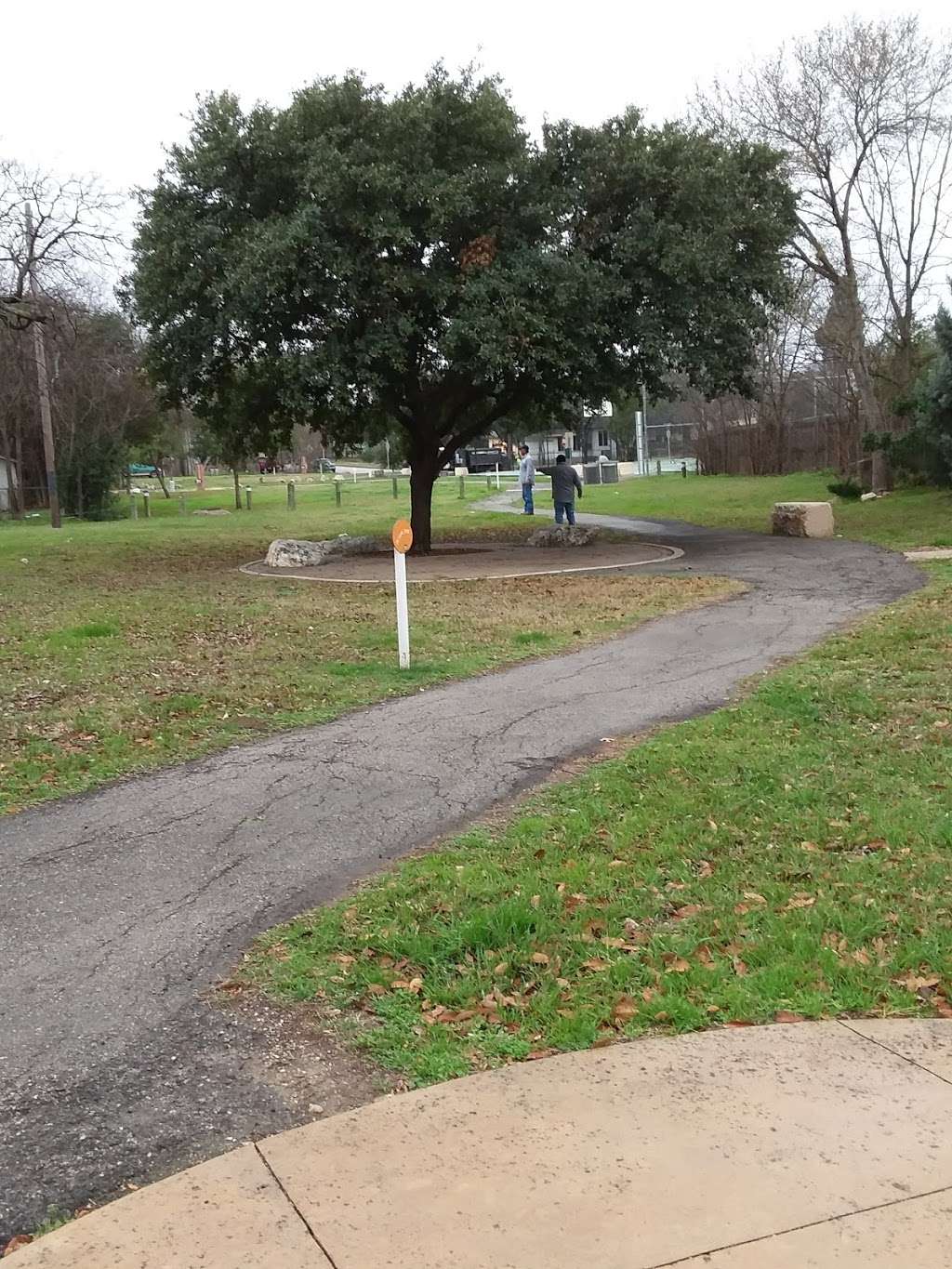 Beacon Hill Linear Park | 1032 W Lynwood Ave, San Antonio, TX 78201, USA | Phone: (210) 207-7275