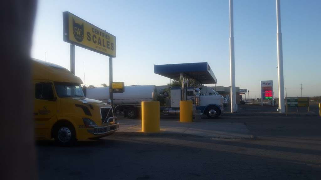 Renegade Truck Stop | 2023 Mettler Frontage Rd W, Bakersfield, CA 93313, USA